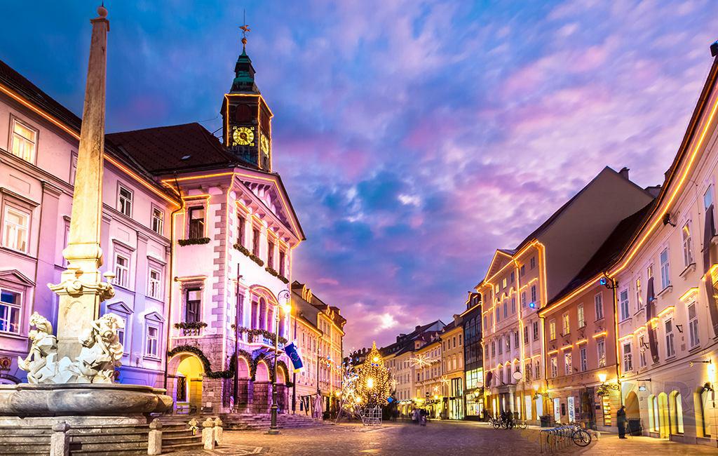 Advent u Ljubljani + BTC CITY Shopping 14.12.24.
Cijena po osobi 34,00 € 